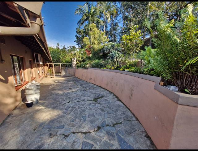 3 BEDROOM HOUSE TO LET IN DAWNCREST
